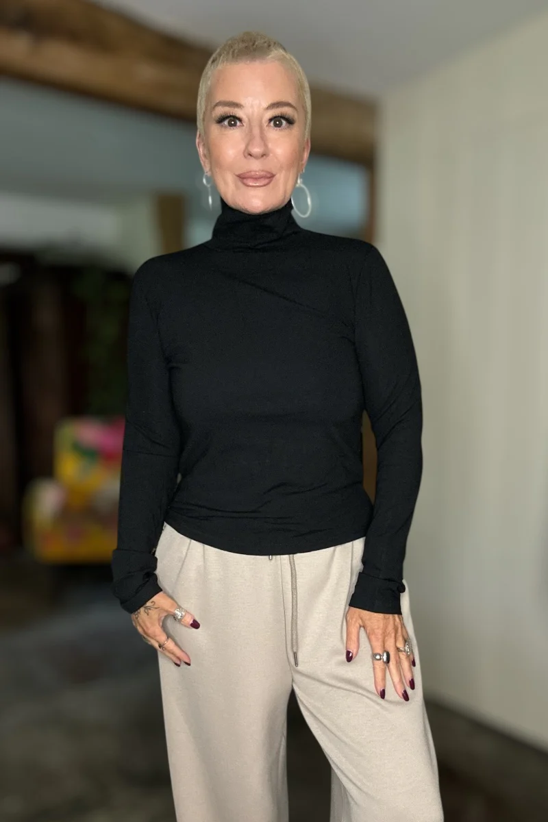 Classic Fitted Polo Neck - Image 5