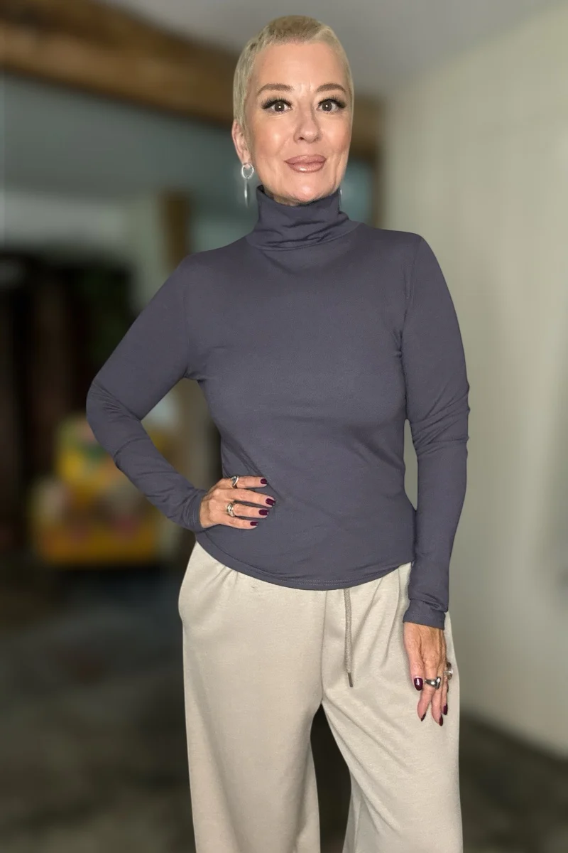Classic Fitted Polo Neck - Image 6