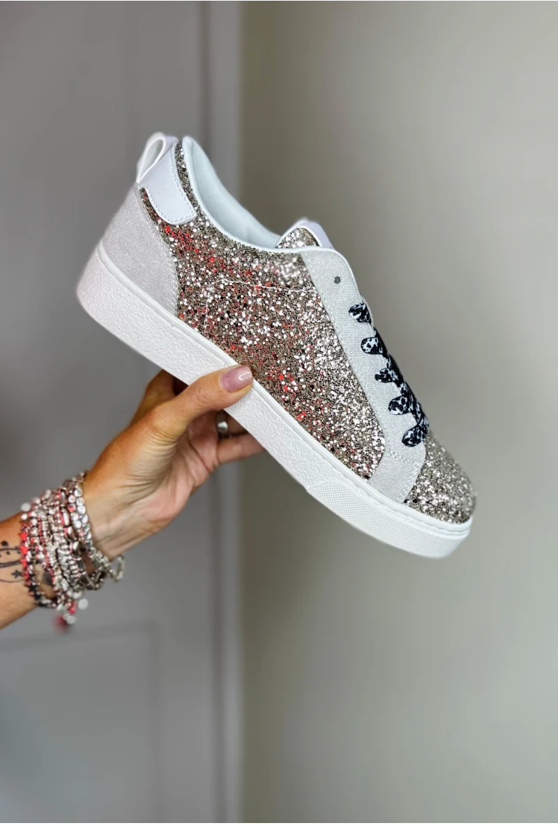Finn Star Trainers - Light Gold - Image 3