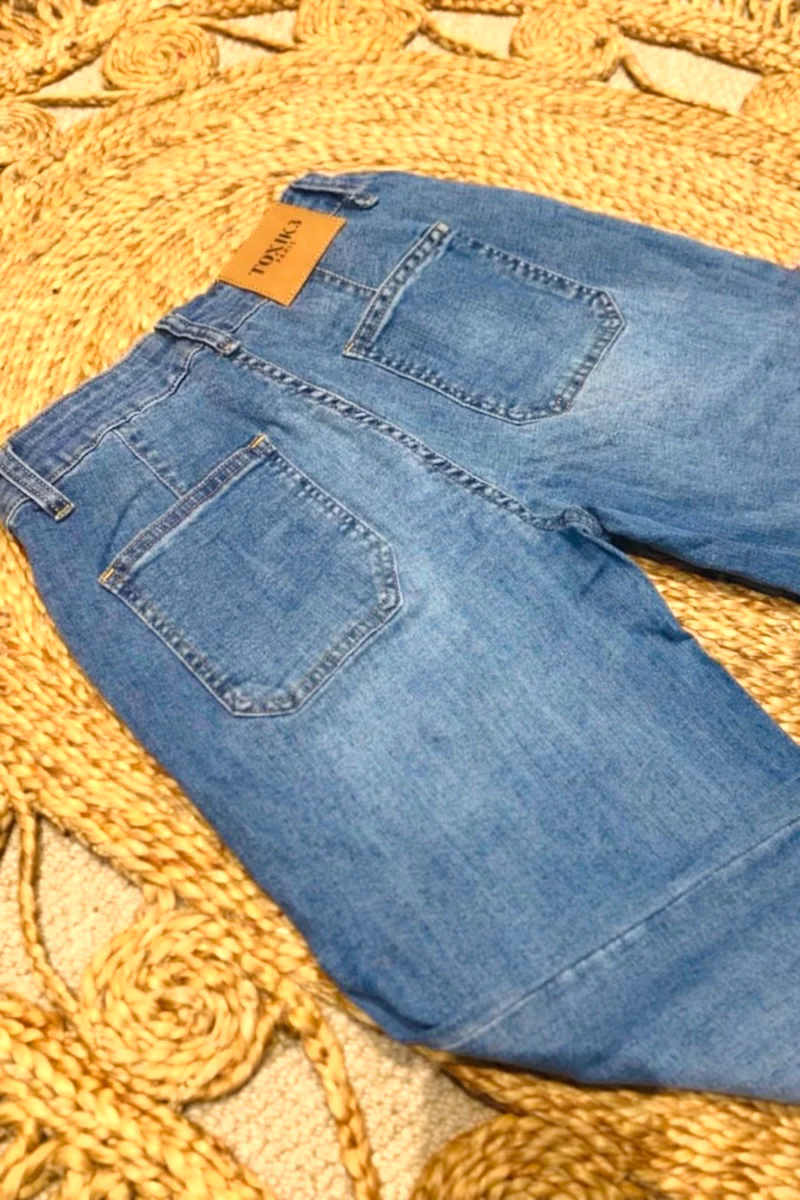 Leila Loves Pocket Wide Leg Jeans - Image 2
